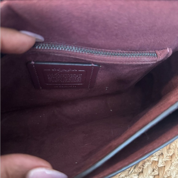 Coach Snakeskin Crossbody Bag with Chain Strap - Picture 7 of 8